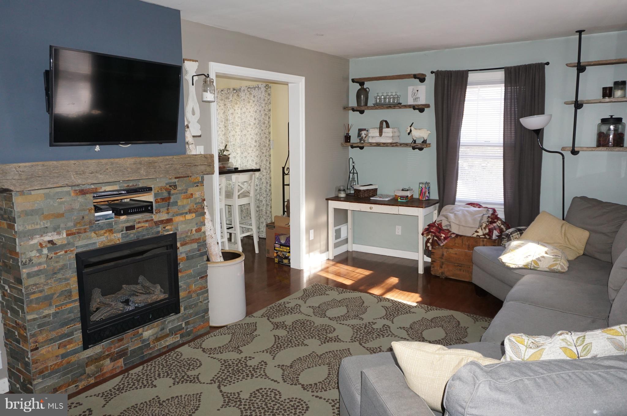 1145 Southern Road York, PA 17403 - Photo 3 of 24 Gallery Image 3
