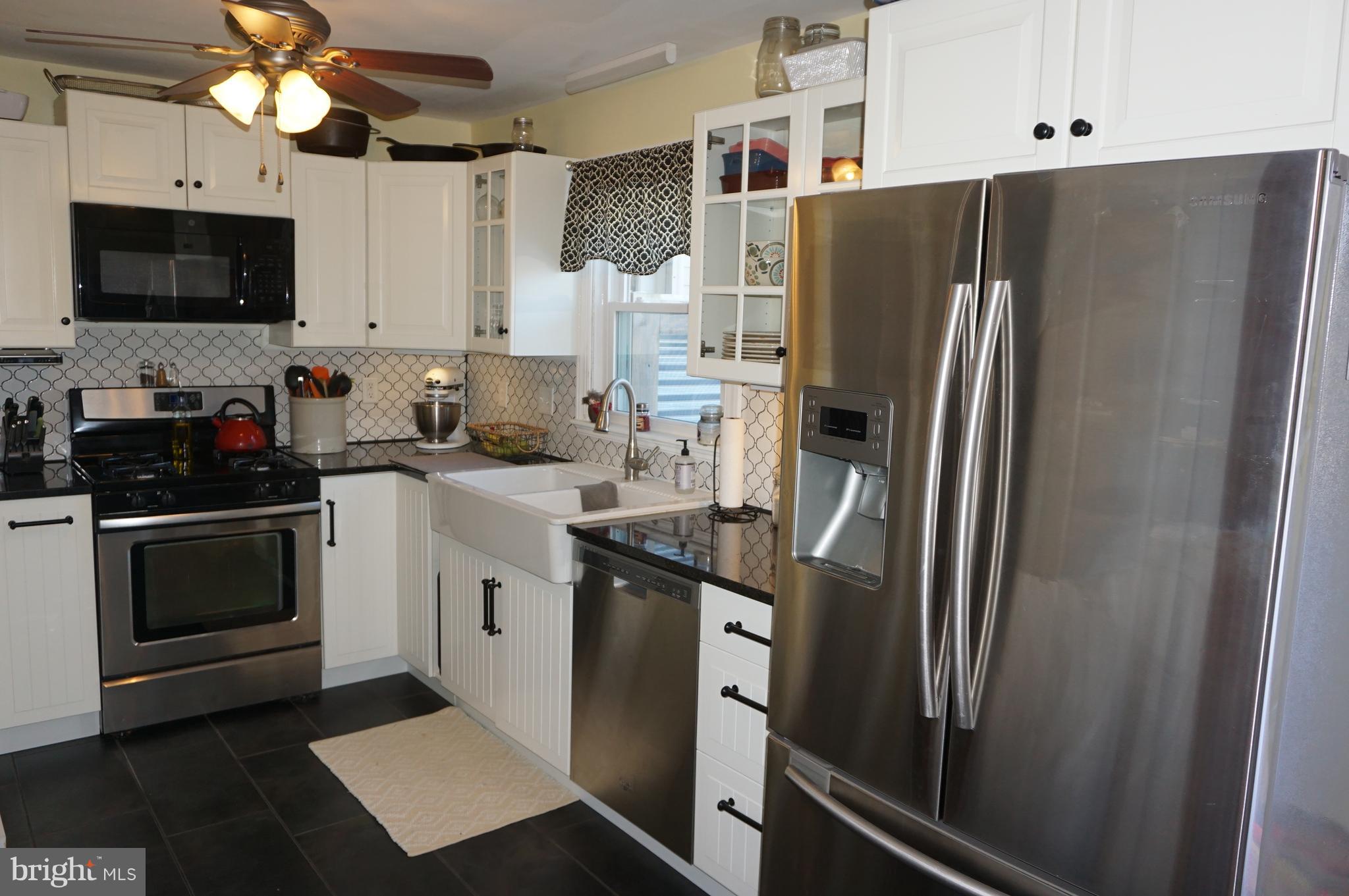 1145 Southern Road York, PA 17403 - Photo 8 of 24 Gallery Image 8