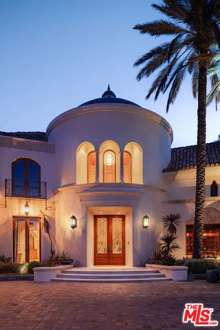 a front view of a building