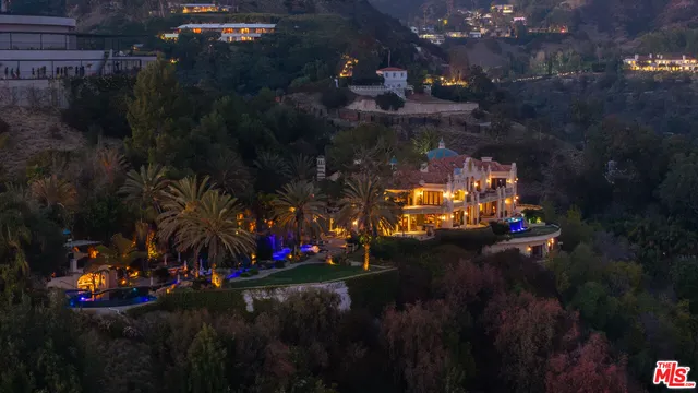 $49,995,000 | 10066 Cielo Drive, Beverly Hills, CA 90210