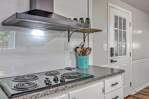 $299,987 | 200 Hilltop Drive, Bonneau, SC 29431