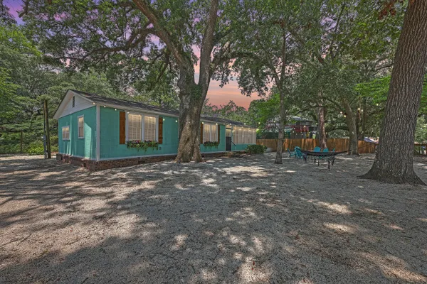 $299,987 | 200 Hilltop Drive, Bonneau, SC 29431