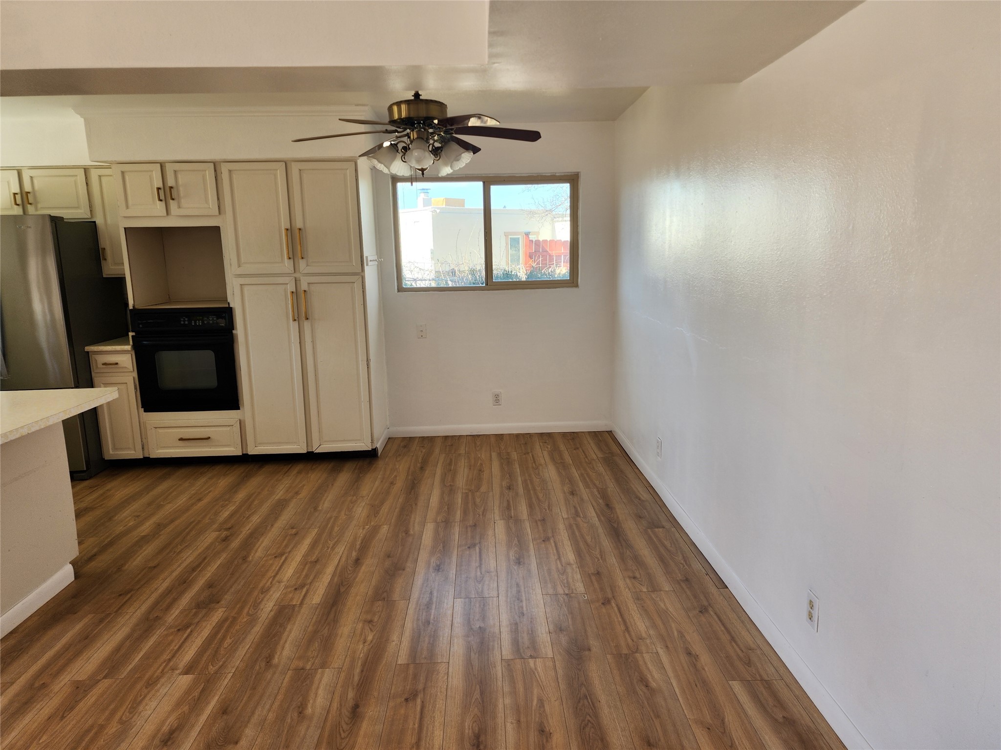 405 Godfrey Avenue Rio Communities, NM 87002 - Photo 15 of 38 Dinning Space