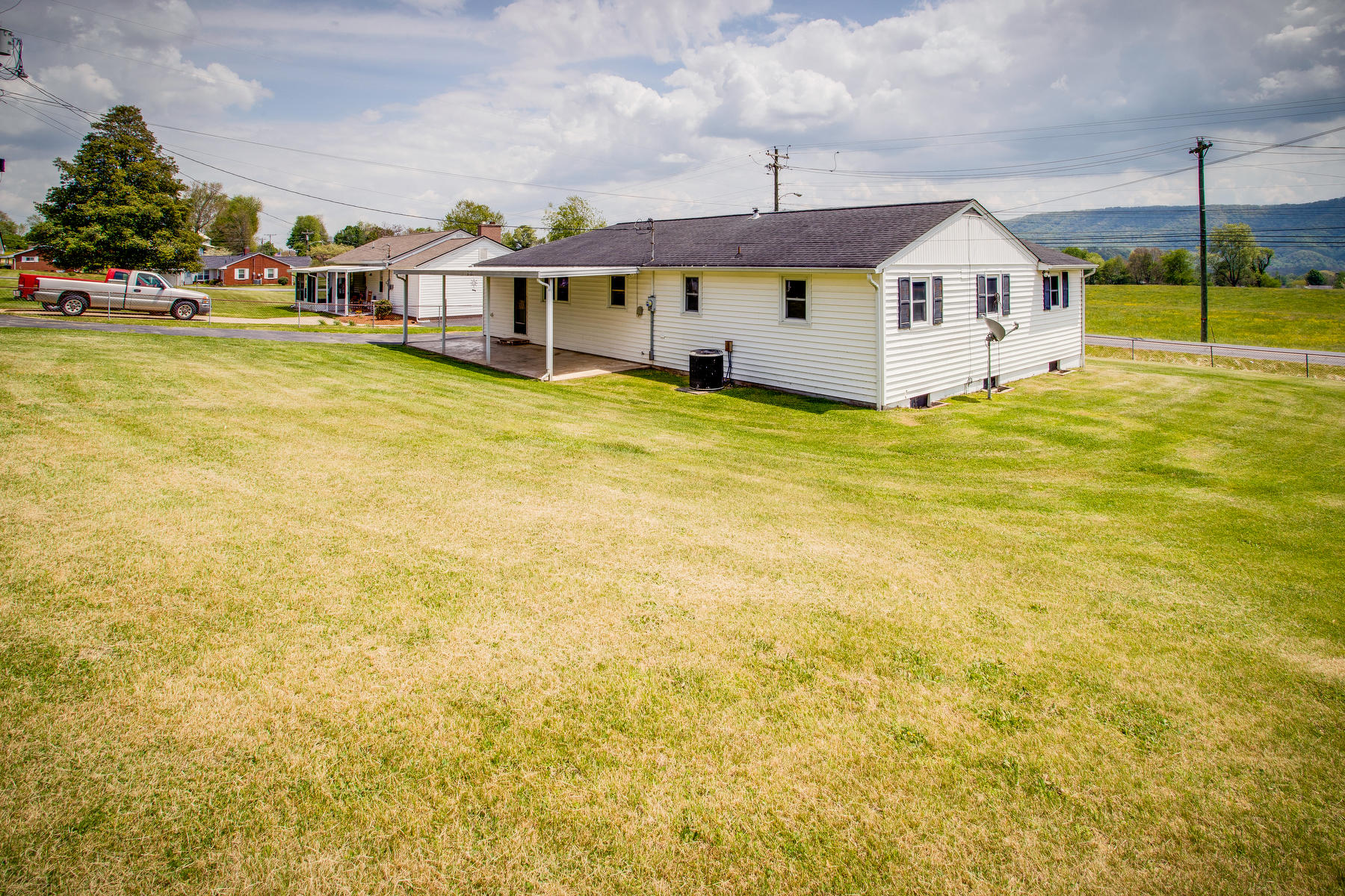 507 Old Stage Road Church Hill, TN 37642 - Photo 32 of 33 032