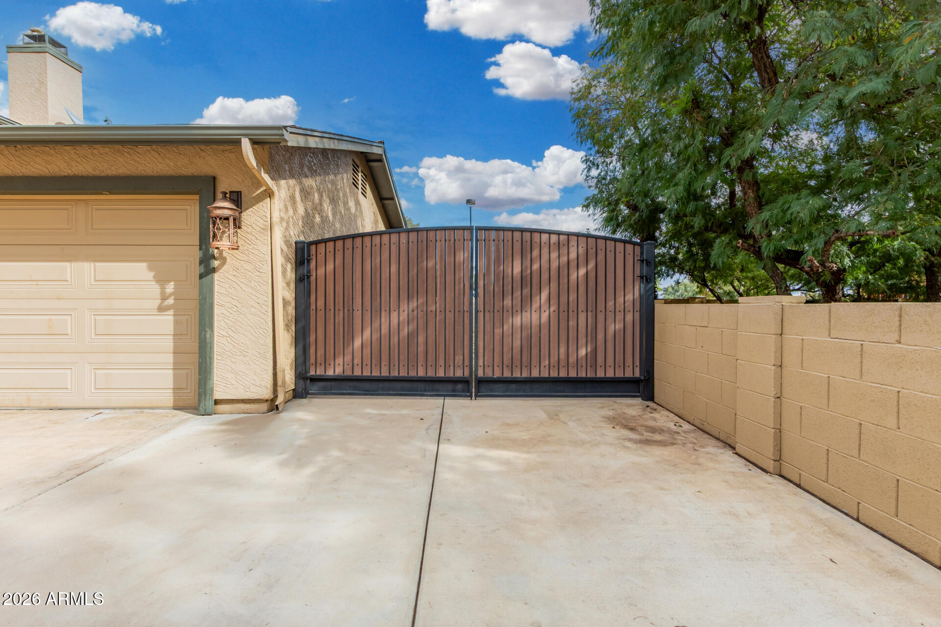 1237 North Raven Mesa, AZ 85207 - Photo 7 of 48 07 - Raven