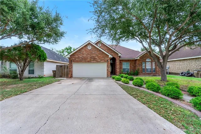 $1,850 | 1104 North Boston College Drive, Edinburg, TX 78541