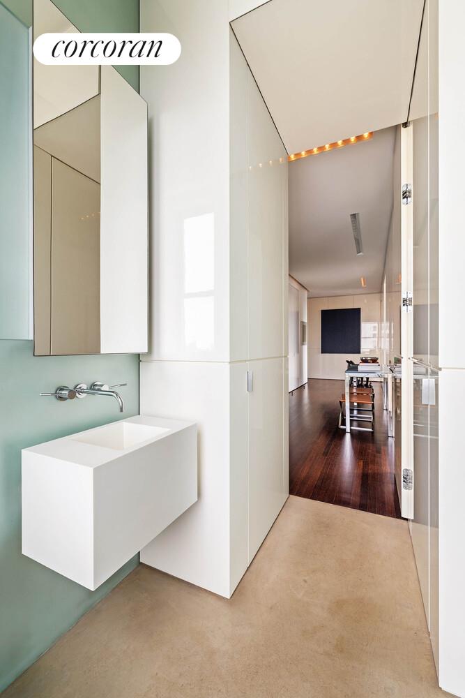 2 East 88th Street, Unit 10 Manhattan, NY 10128 - Photo 31 of 35 a view of a living room