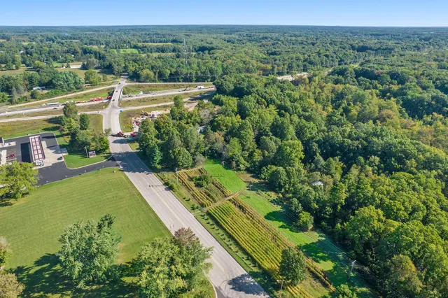 $450,000 | 2431 North Dearing Road, Parma, MI 49269