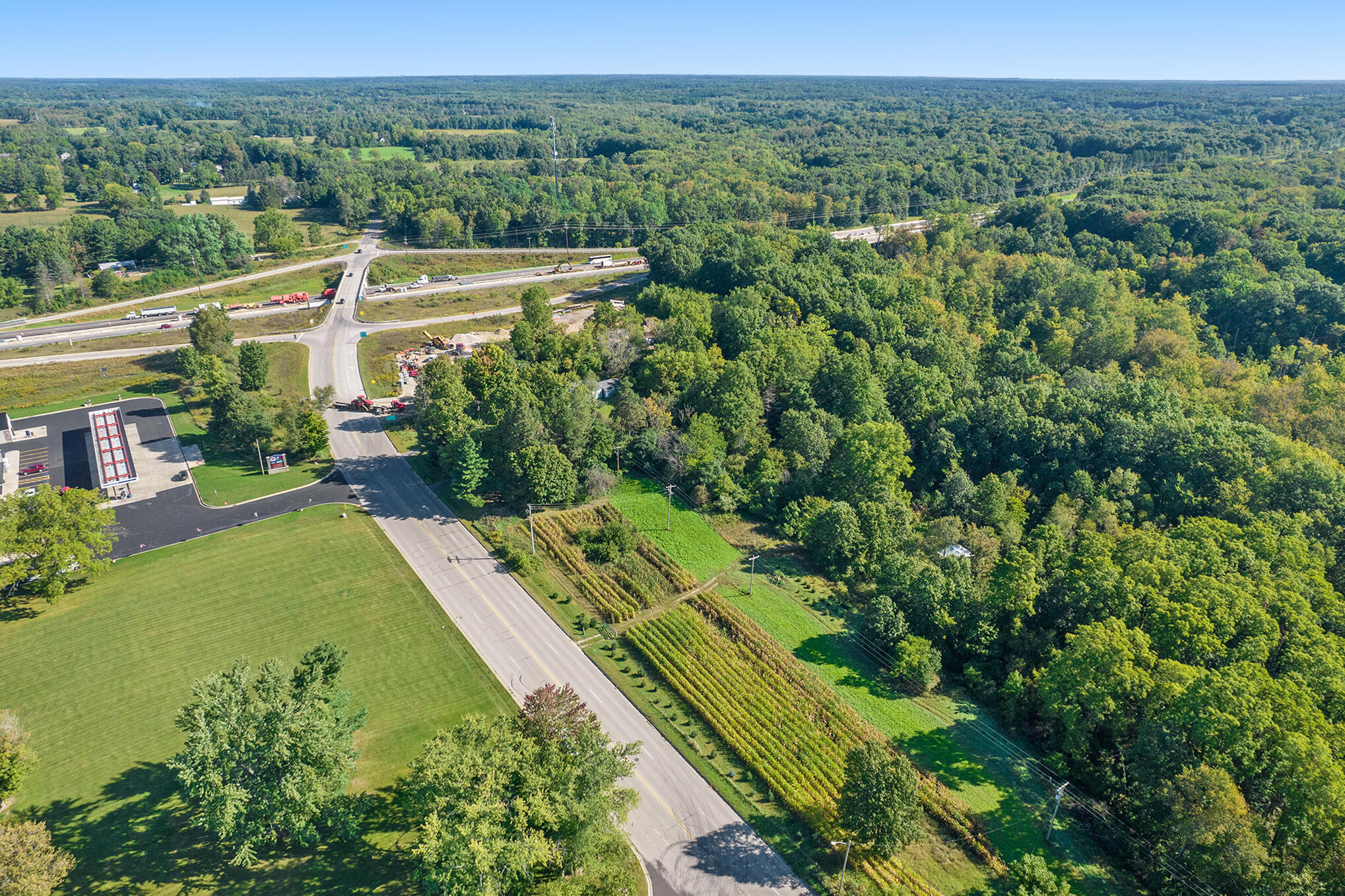 2431 North Dearing Road Parma, MI 49269 - Photo 8 of 16 8