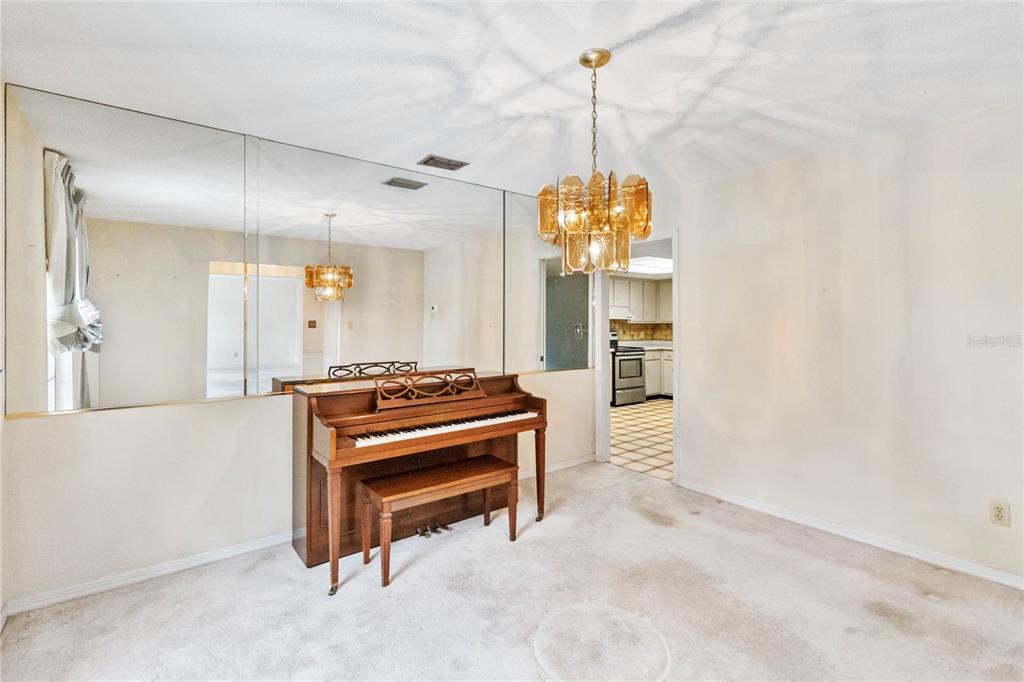 721 Roughbeard Road Winter Park, FL 32792 - Photo 12 of 53 Gallery Image 12