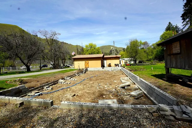 $289,000 | 234 Fuzi Road, Pollock, ID 83547