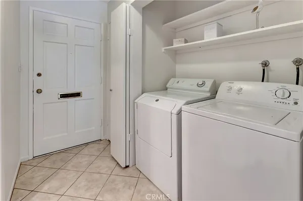 $3,295 | 1214 East 1st Street, Tustin, CA 92780