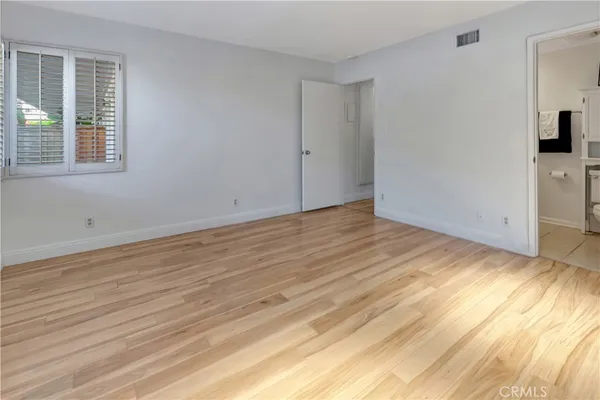 $3,295 | 1214 East 1st Street, Tustin, CA 92780