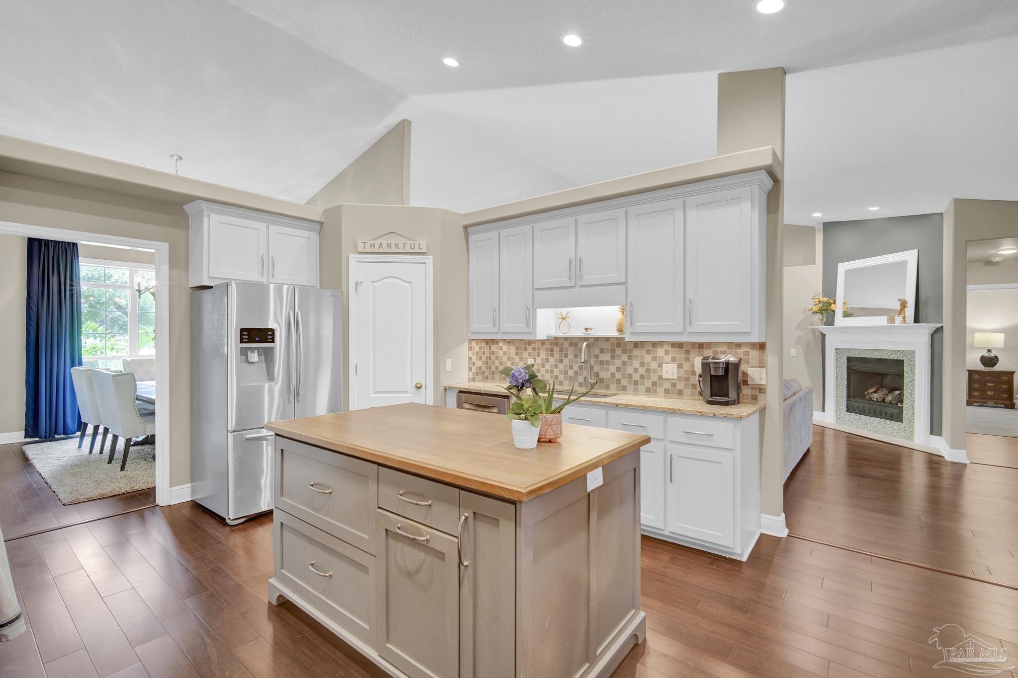 16461 Innerarity Point Road Pensacola, FL 32507 - Photo 23 of 50 Gallery Image 23