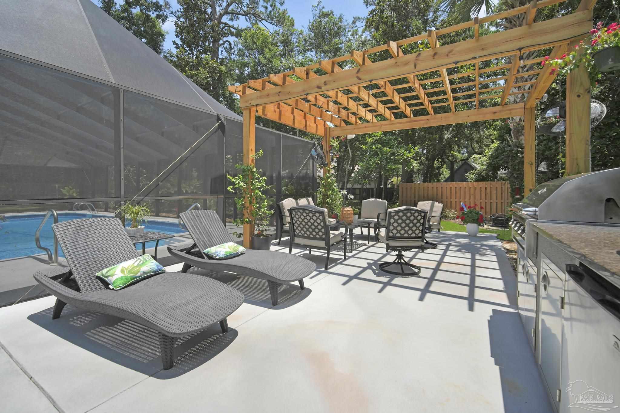 16461 Innerarity Point Road Pensacola, FL 32507 - Photo 9 of 50 Gallery Image 9