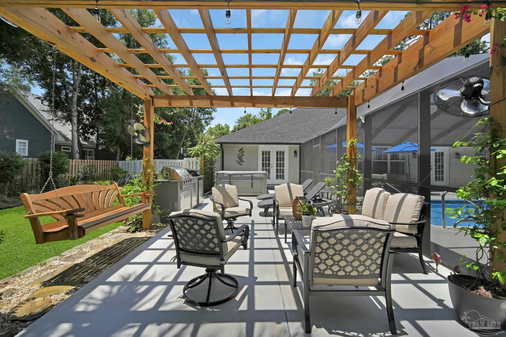 16461 Innerarity Point Road Pensacola, FL 32507 - Photo 10 of 50 Gallery Image 10