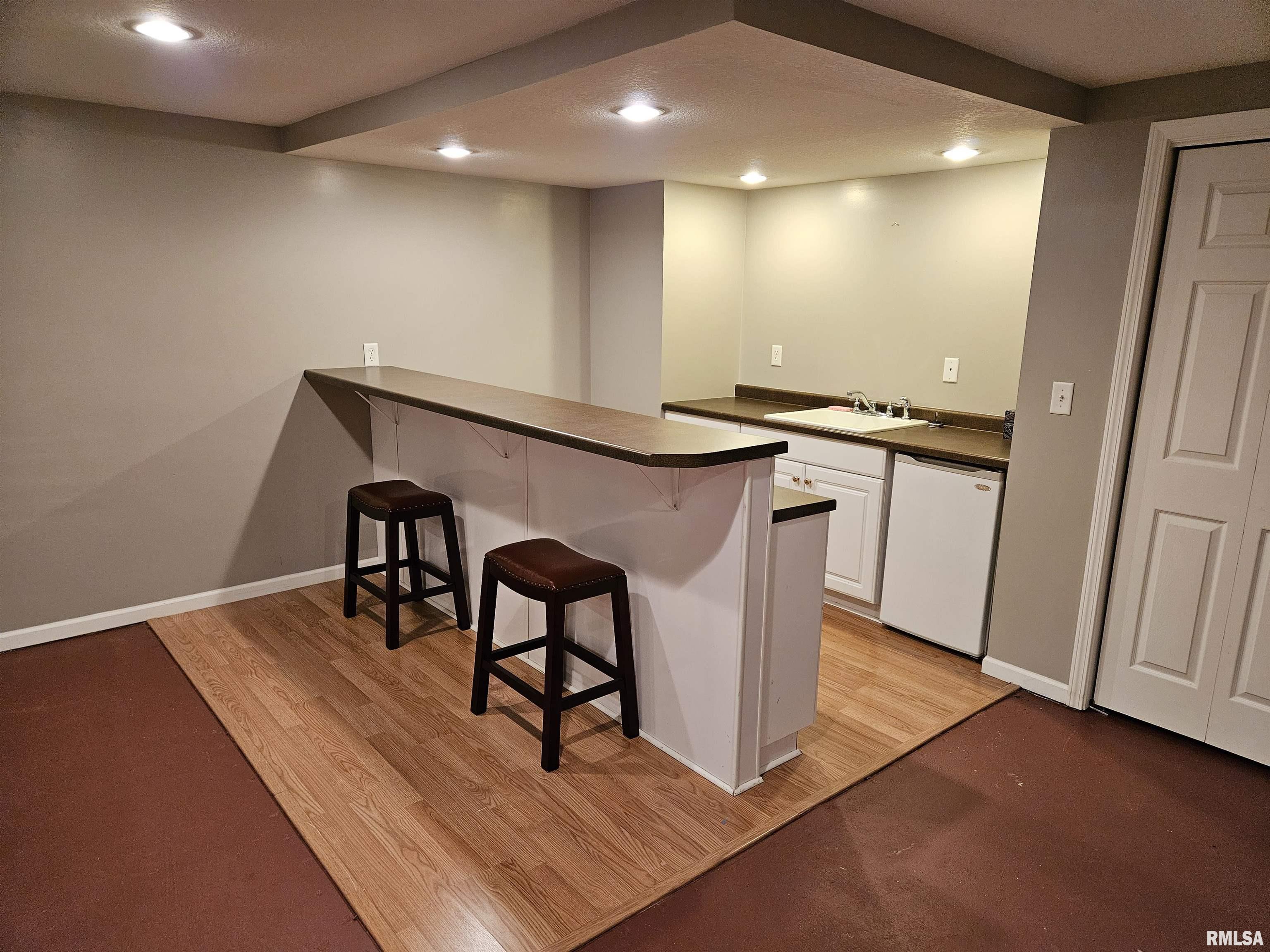 4301 Abbey Ridge Court Quincy, IL 62305 - Photo 27 of 39 Gallery Image 27