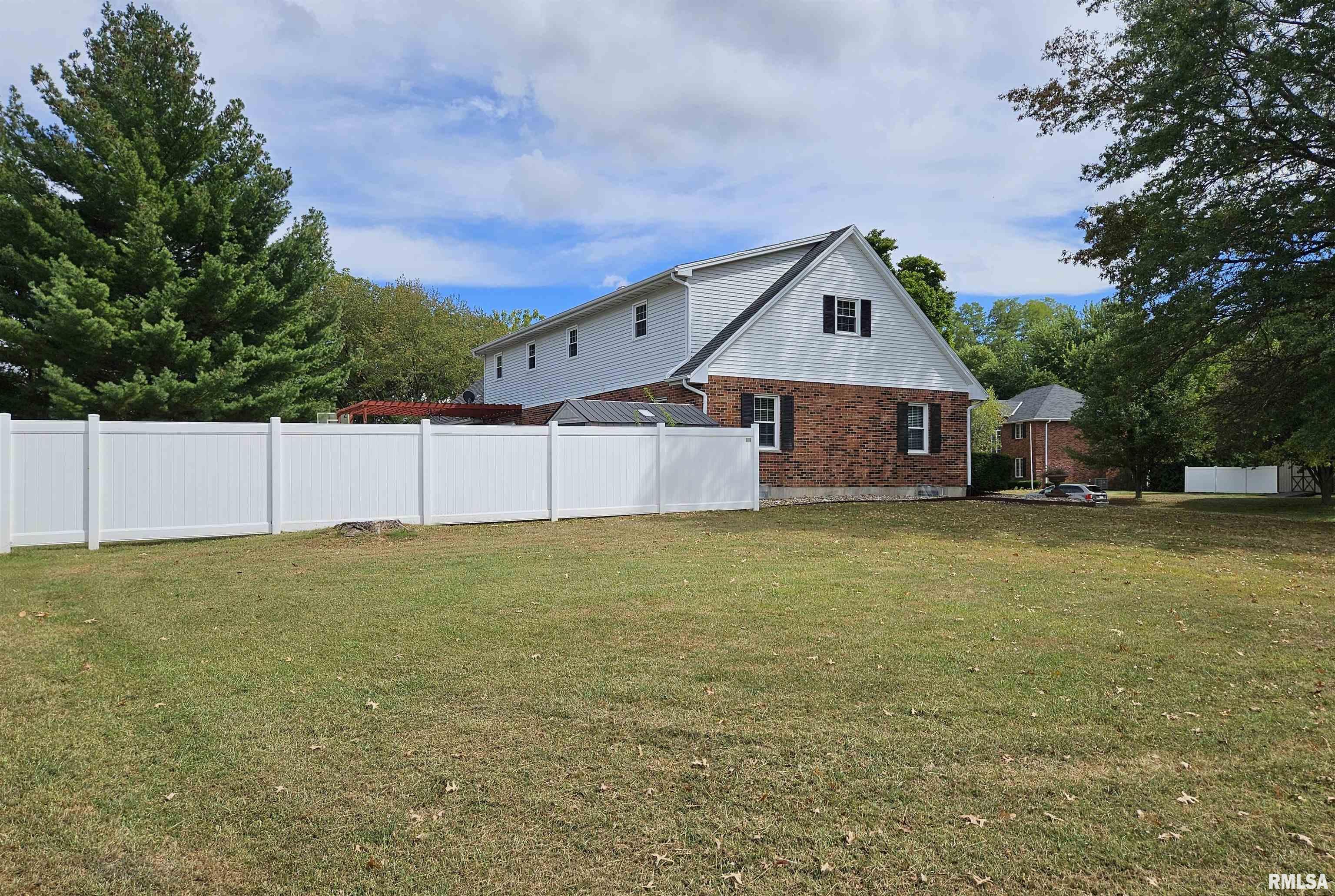 4301 Abbey Ridge Court Quincy, IL 62305 - Photo 37 of 39 Gallery Image 37