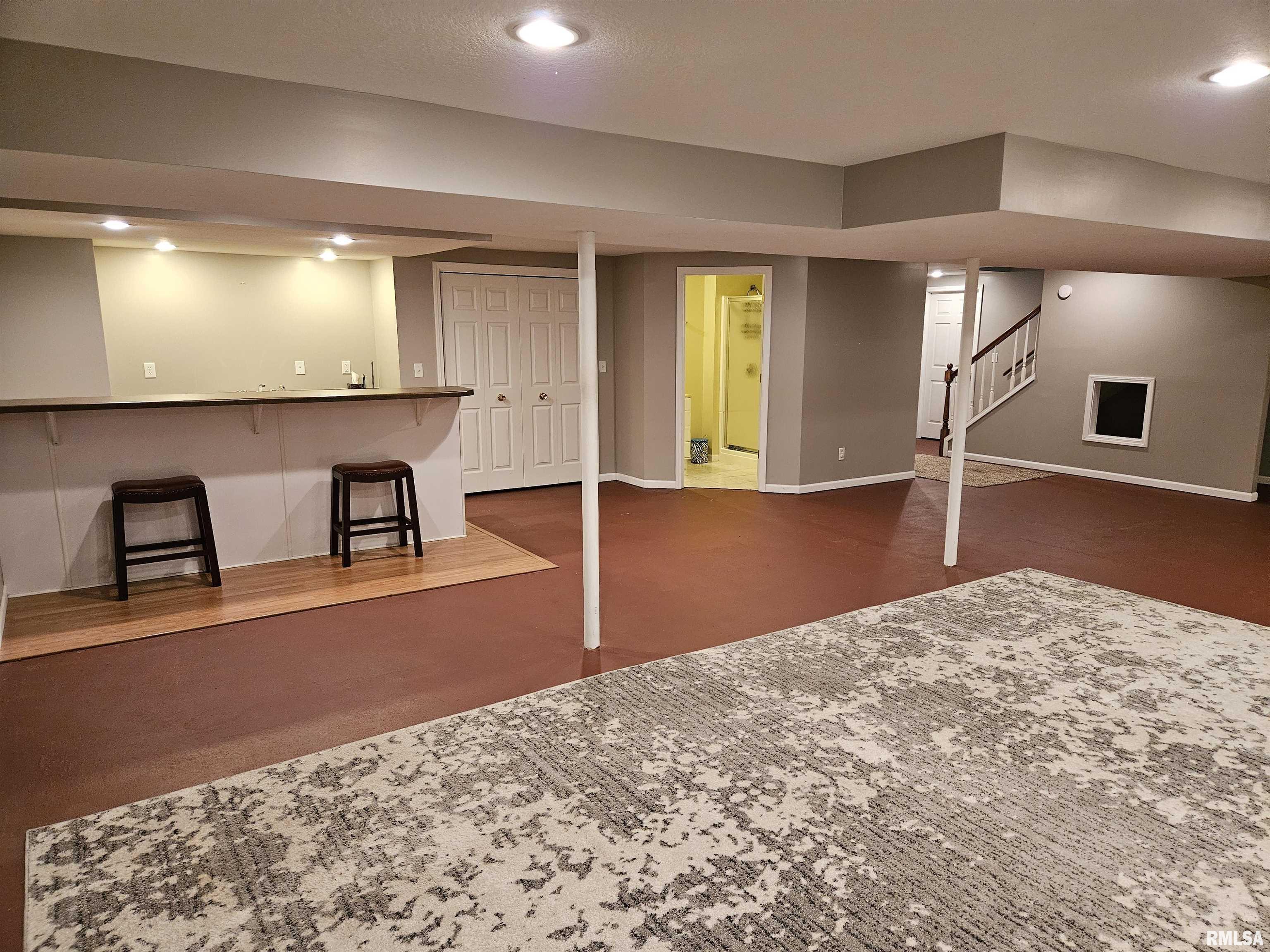 4301 Abbey Ridge Court Quincy, IL 62305 - Photo 6 of 39 Gallery Image 6