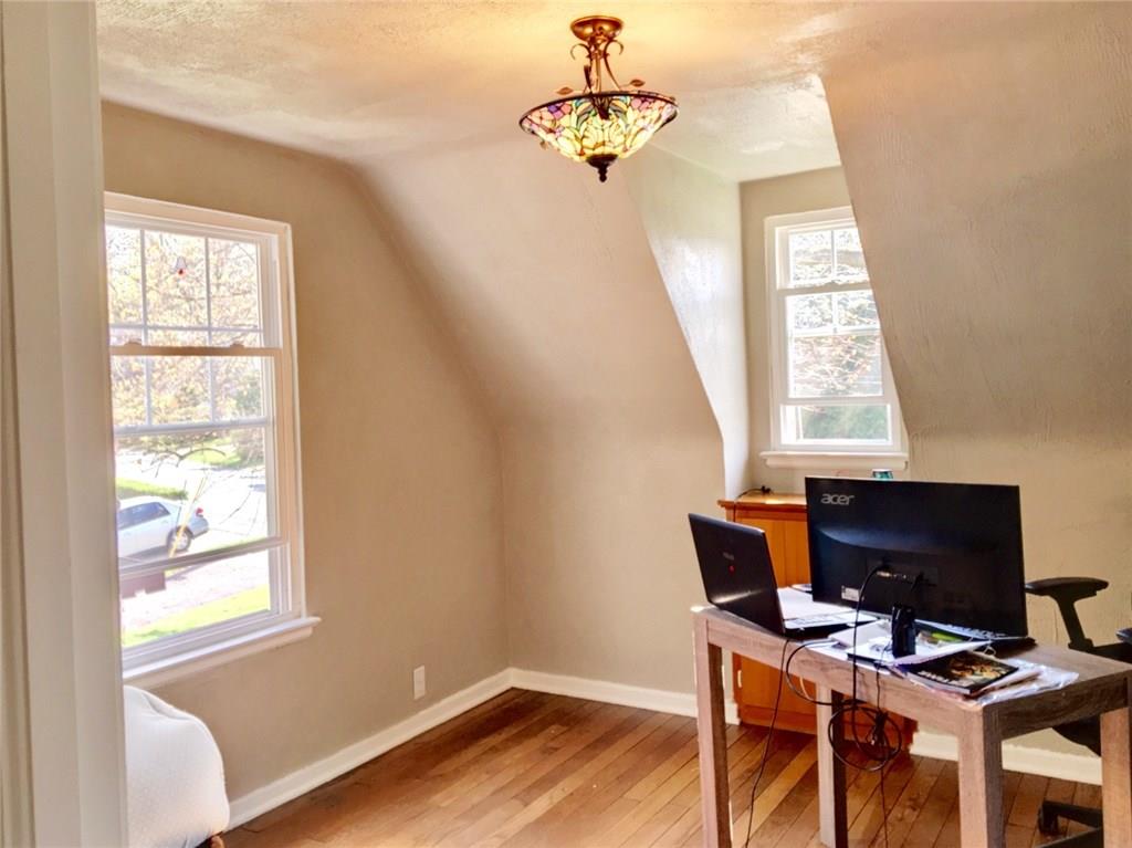600 Highview Road Pittsburgh, PA 15234 - Photo 16 of 21