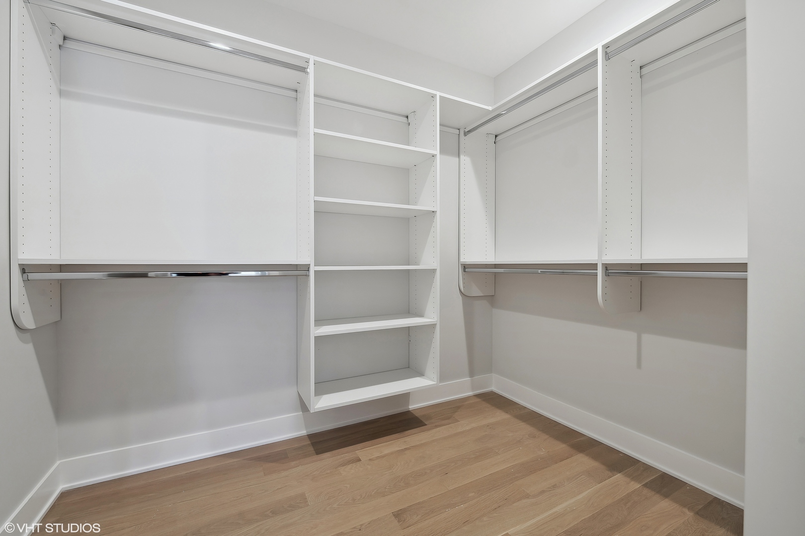 4537 North Clark Street, Unit 4D Chicago, IL 60640 - Photo 16 of 29 a view of an empty walk in closet