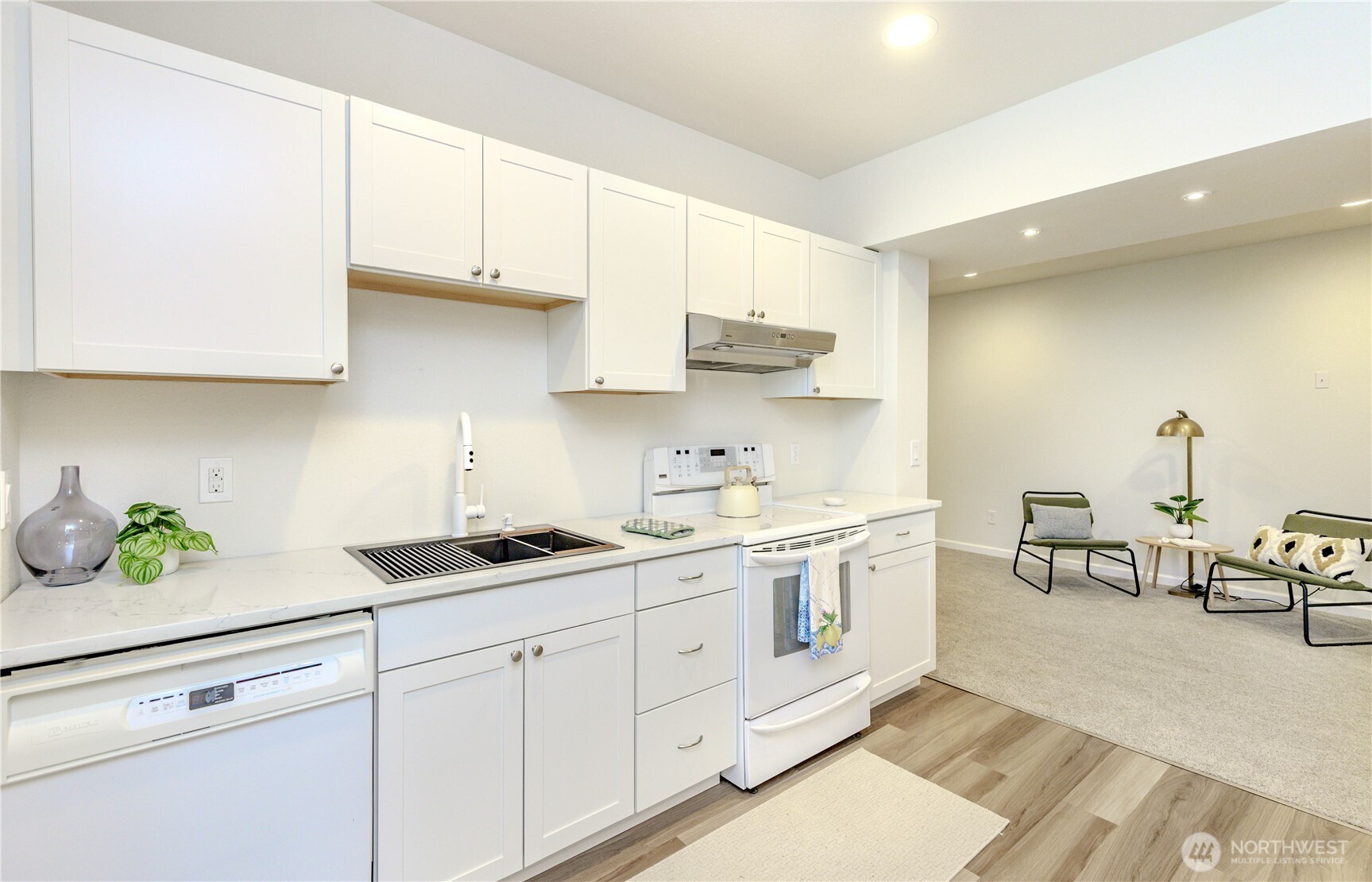 13617 Southeast 197th Place Renton, WA 98058 - Photo 17 of 37 Gallery Image 17