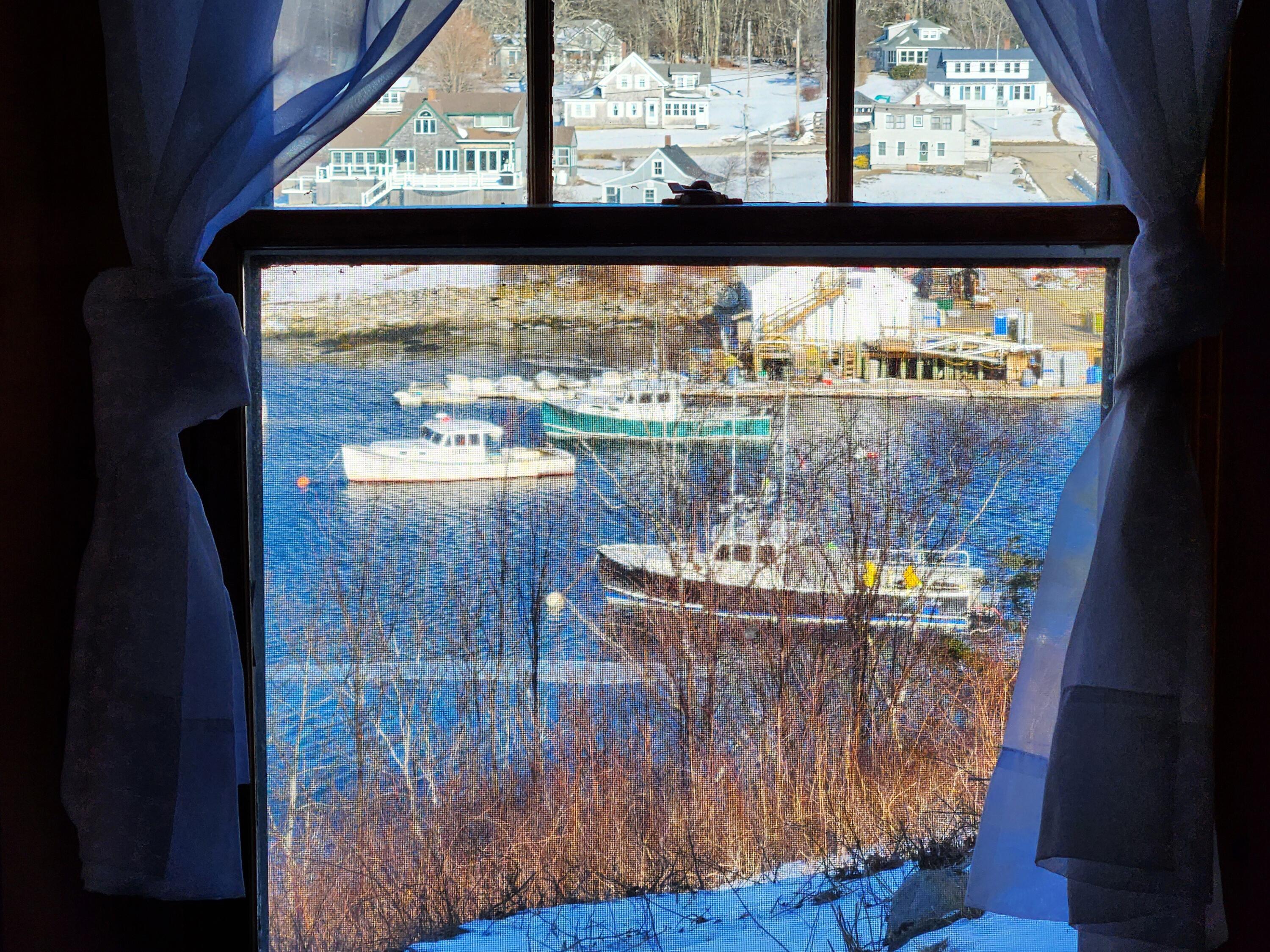 118 Southside Road New Harbor, ME 04554 - Photo 7 of 15 20250127_103940