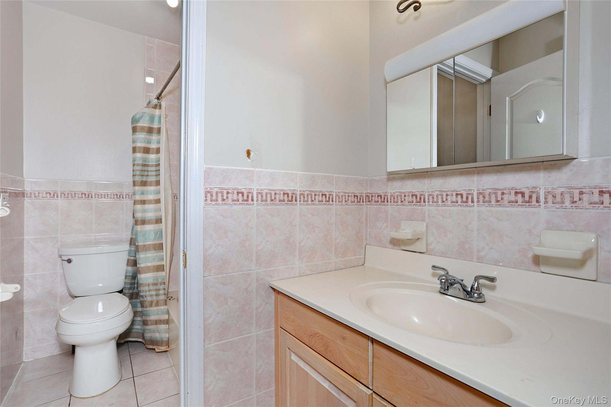 11 Laura Place, Unit 2 Spring Valley, NY 10977 - Photo 33 of 48