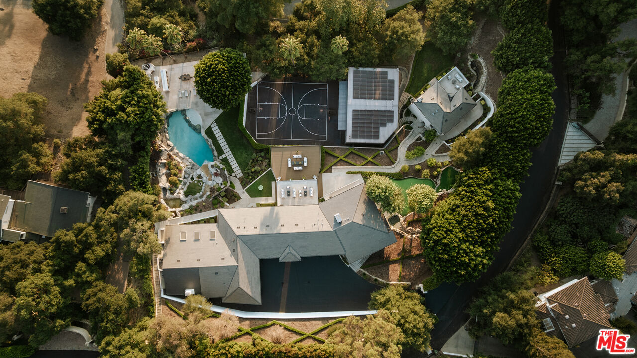 9694 Oak Pass Road Beverly Hills, CA 90210 - Photo 22 of 22