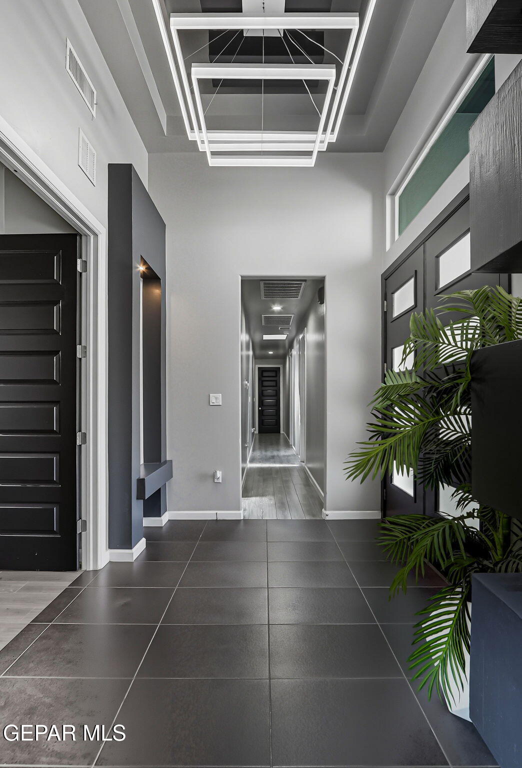 5812 Sundale Road El Paso, TX 79912 - Photo 11 of 47 a view of an entryway of house