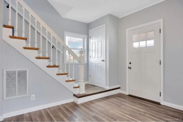 $4,600 | 178 North Ocean Avenue, Patchogue, NY 11772