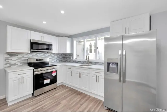 $4,600 | 178 North Ocean Avenue, Patchogue, NY 11772