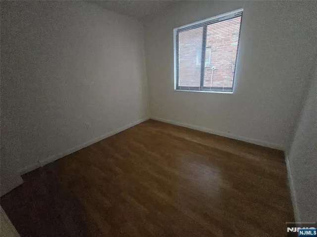 a close up view of a washer and dryer