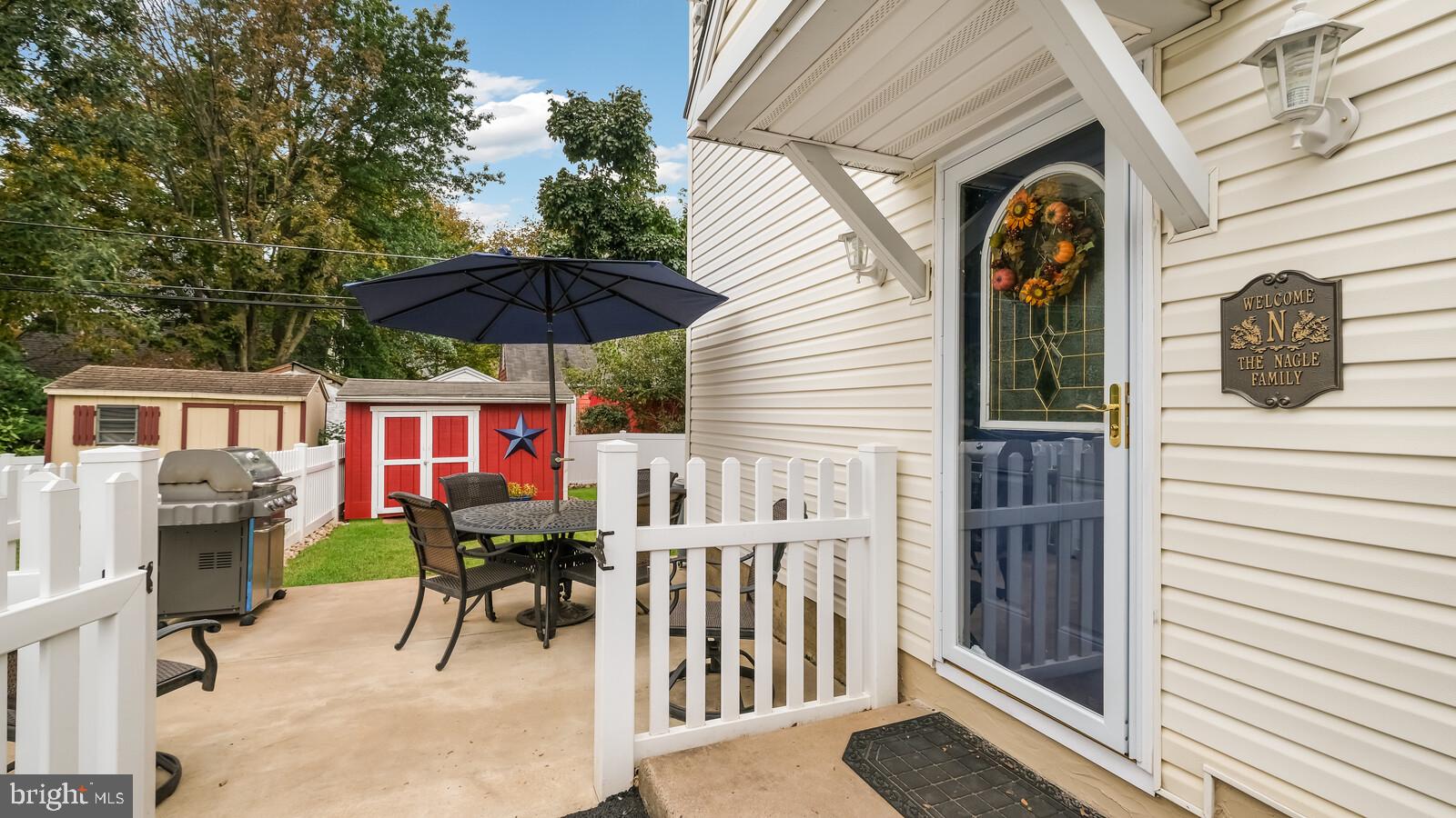 33 Belmar Road Hatboro, PA 19040 - Photo 23 of 27 Side Patio