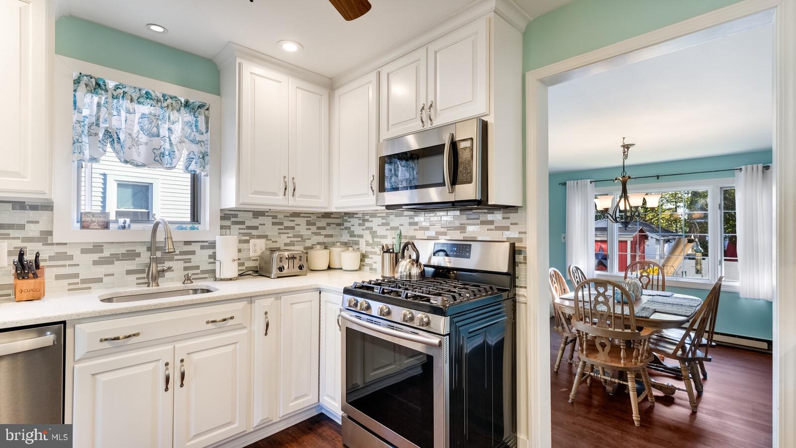 33 Belmar Road Hatboro, PA 19040 - Photo 4 of 27 Kitchen