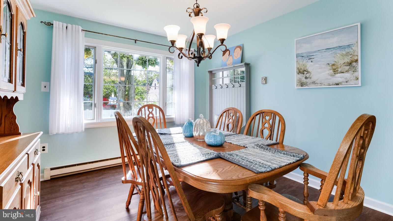 33 Belmar Road Hatboro, PA 19040 - Photo 8 of 27 Dining Room