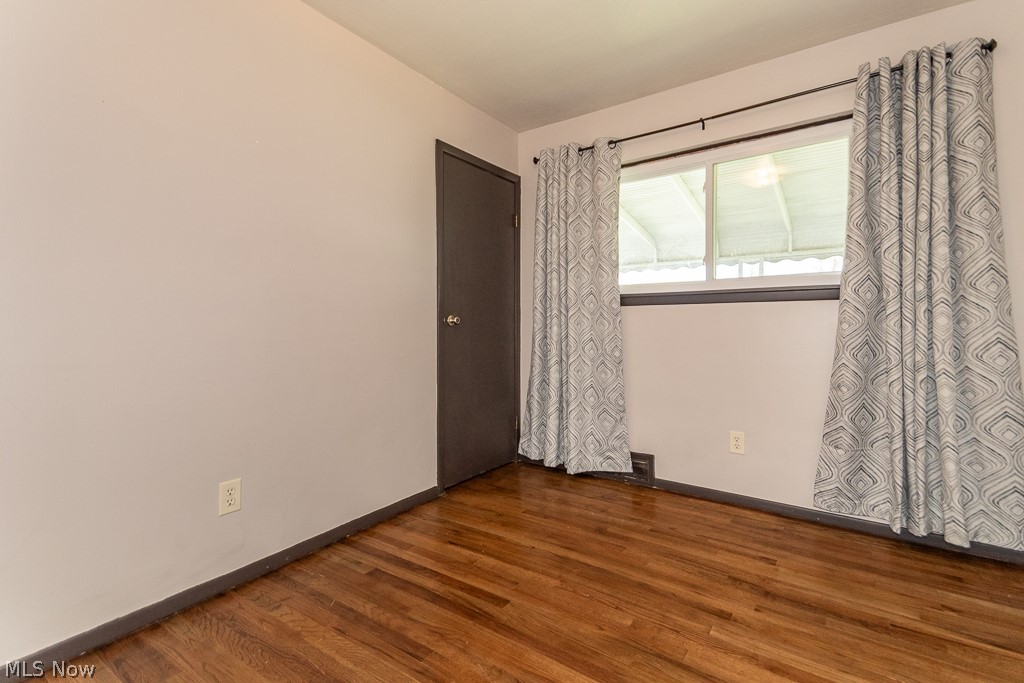 30309 Powell Road Willowick, OH 44095 - Photo 21 of 28