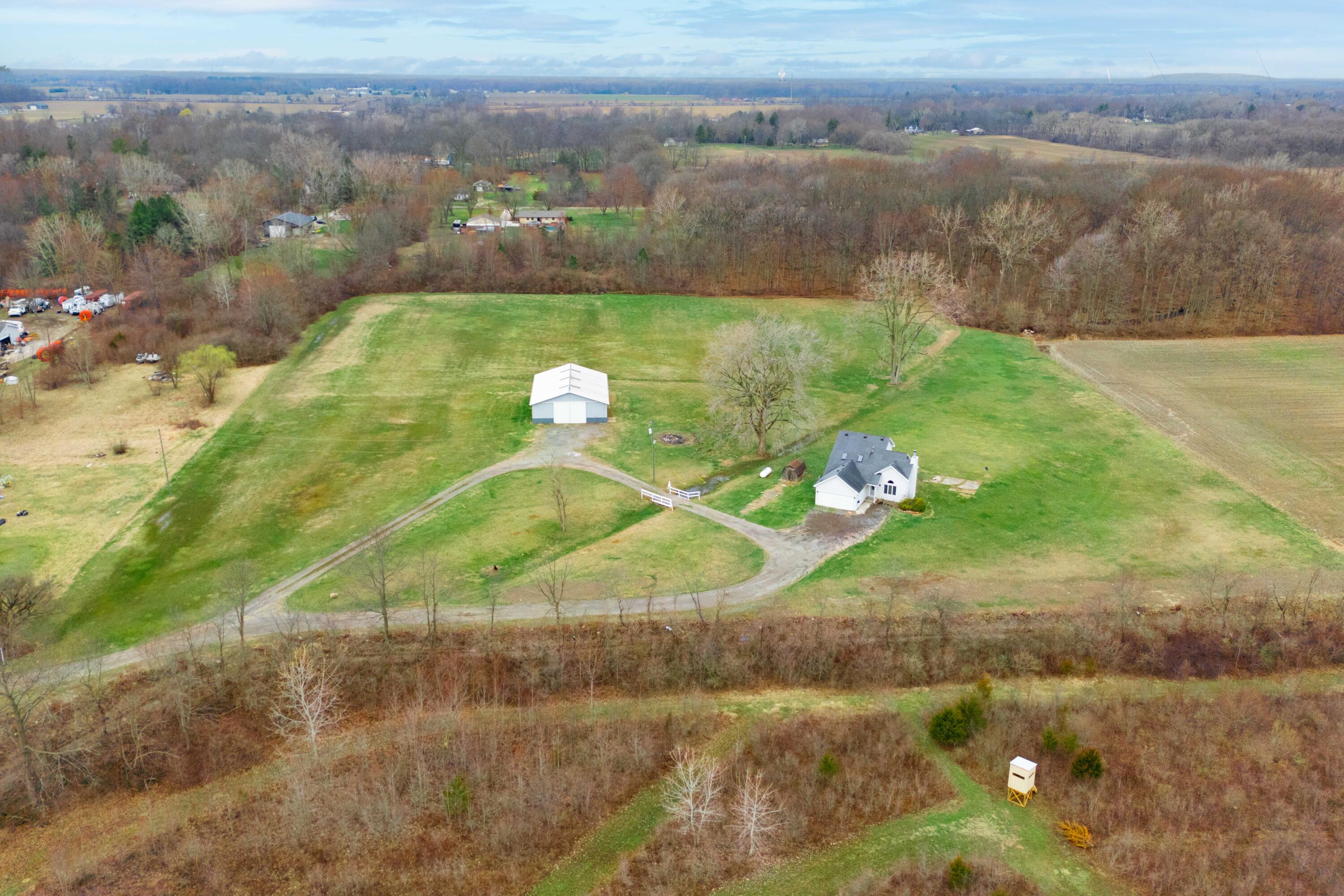 12215 Crossman Road Carleton, MI 48117 - Photo 5 of 41 12215 Crossman Rd, Carleton (5 of 41)