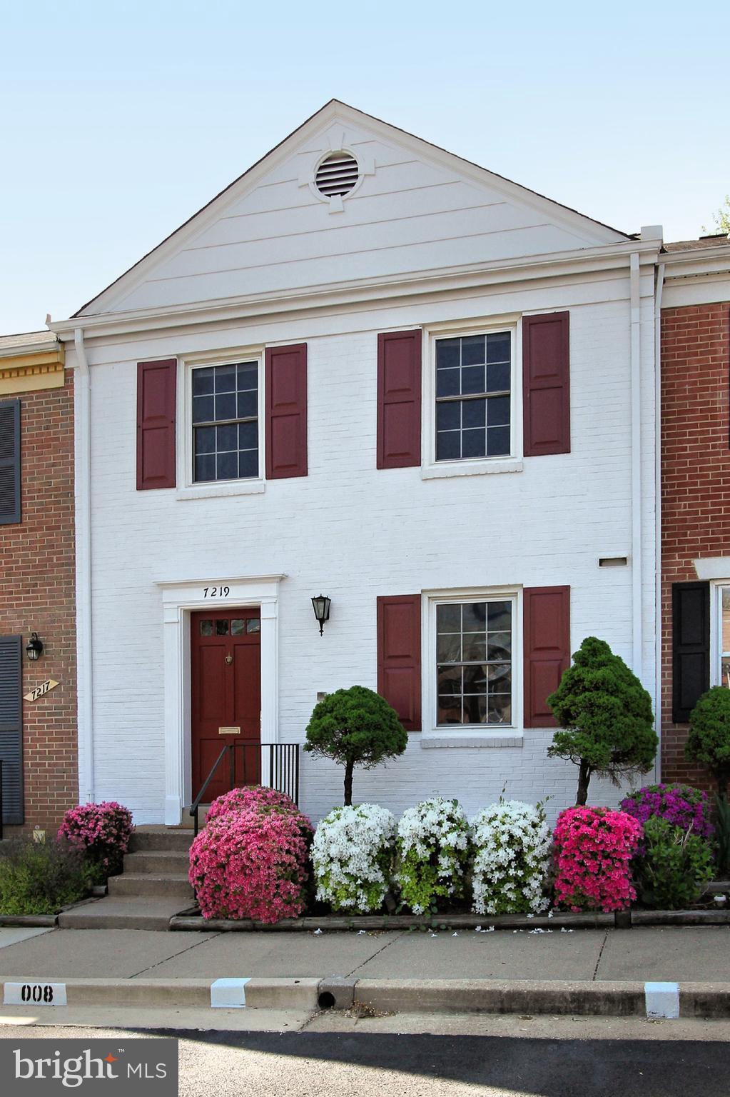 7219 Evanston Road Springfield, VA 22150 - Photo 2 of 30 Exterior (Front)