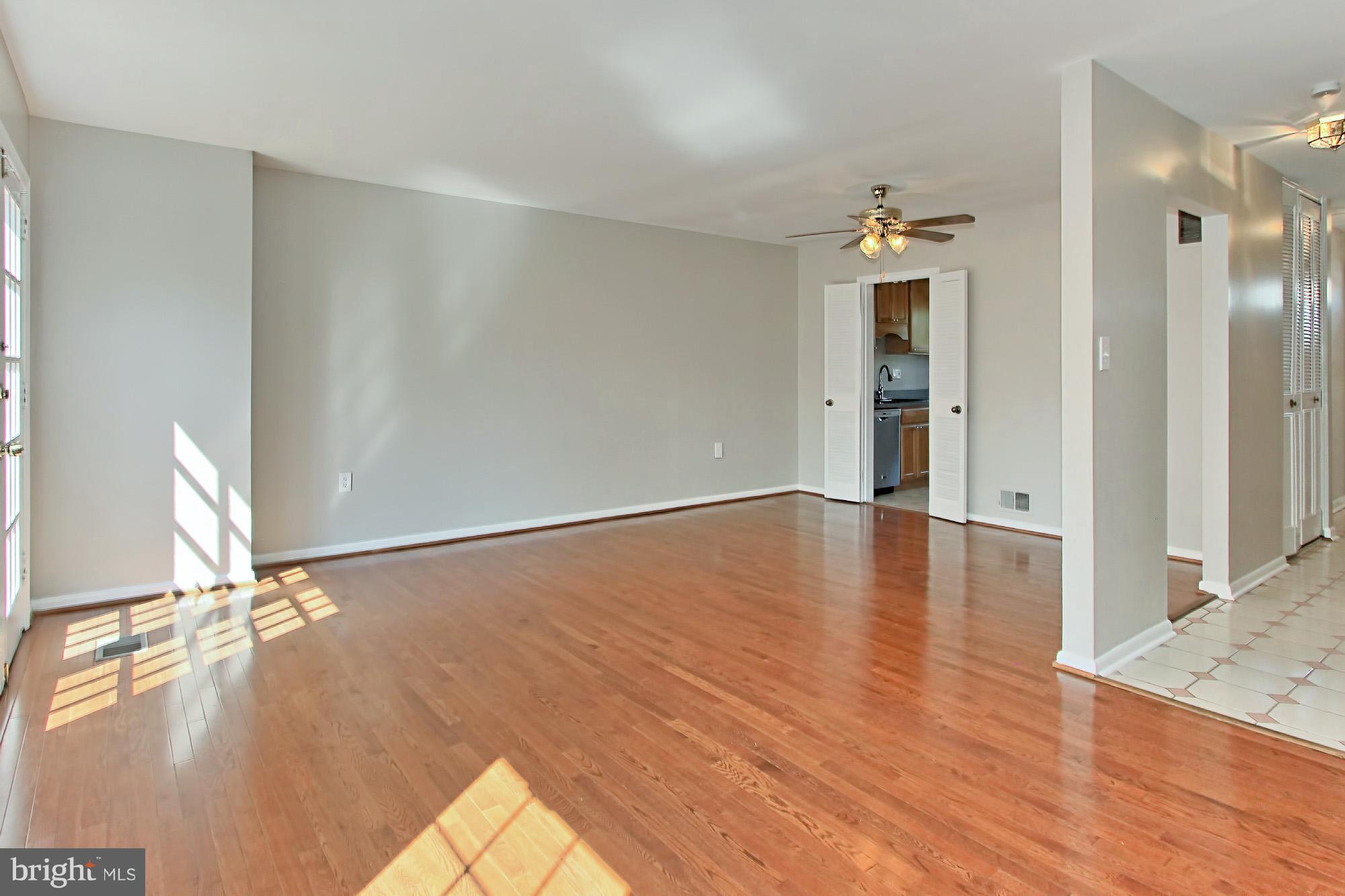 7219 Evanston Road Springfield, VA 22150 - Photo 8 of 30 Dining Room