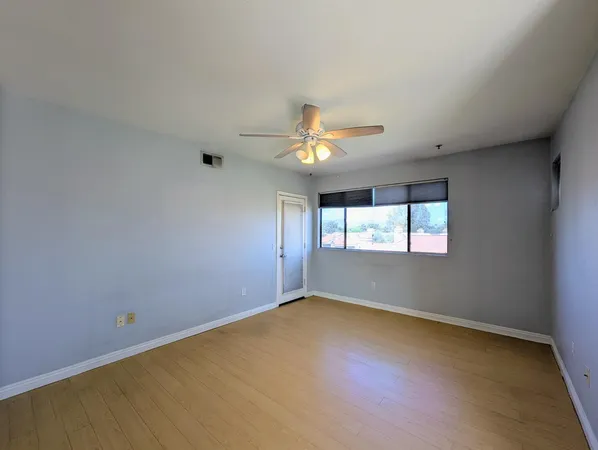$1,598 | 4925 East Desert Cove Avenue, Unit 330, Scottsdale, AZ 85254