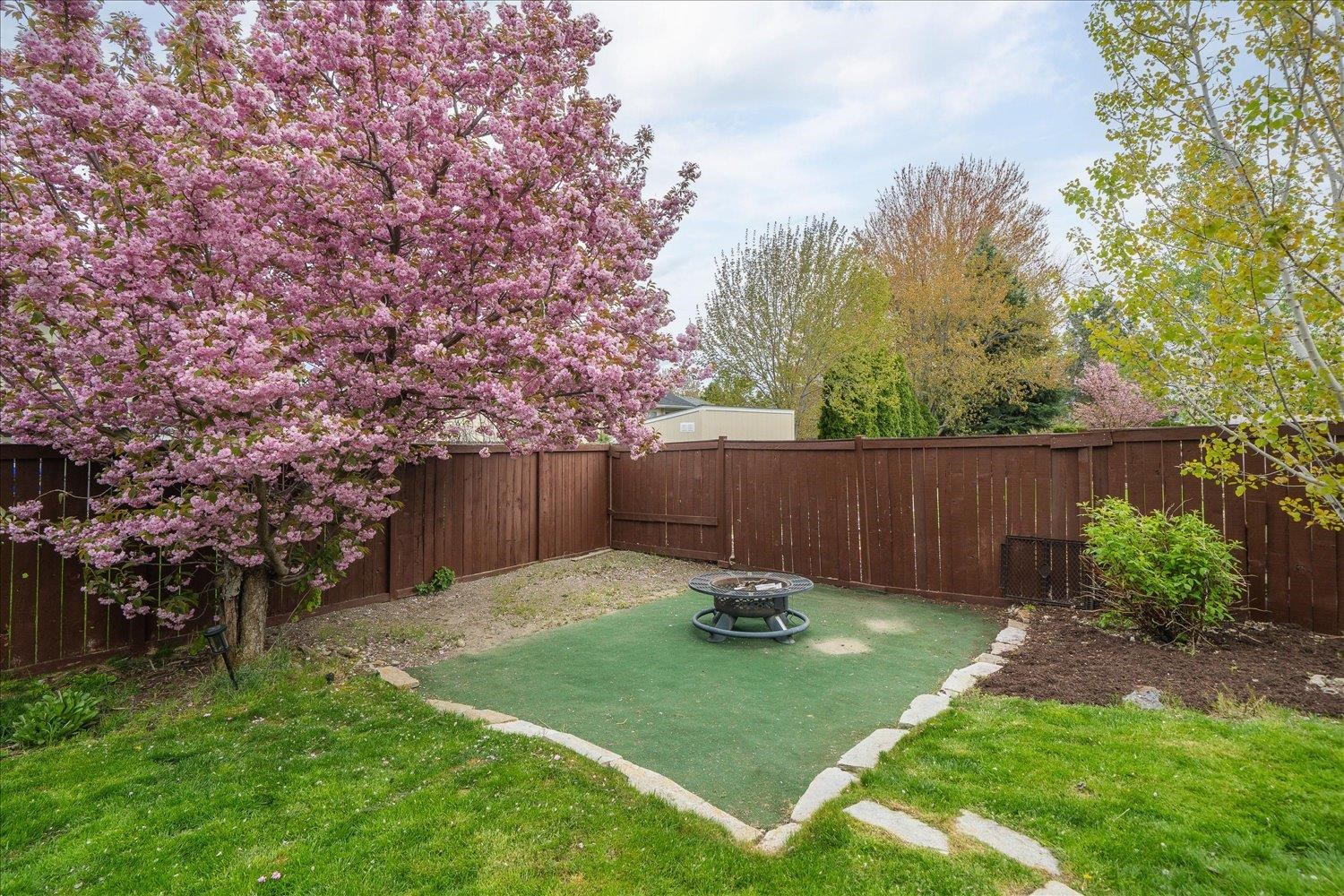 2022 North Rio Grande Lane Spokane Valley, WA 99016 - Photo 22 of 30