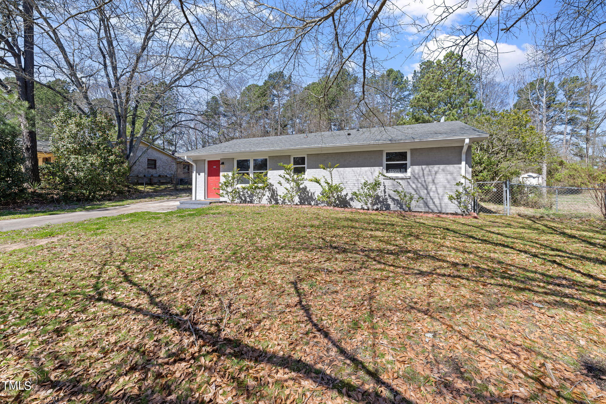 1508 Lantern Place Durham, NC 27707 - Photo 3 of 27 5-web-or-mls-7K5A4425