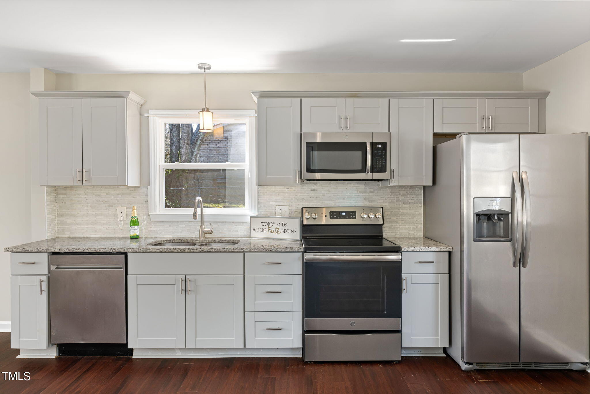 1508 Lantern Place Durham, NC 27707 - Photo 8 of 27 11-web-or-mls-7K5A4455