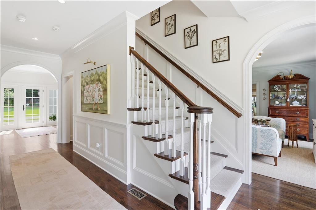 3799 North Stratford Road Northeast Atlanta, GA 30342 - Photo 6 of 45