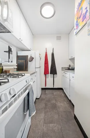 $5,200 | 153 East 32nd Street, Unit PHG | Kips Bay