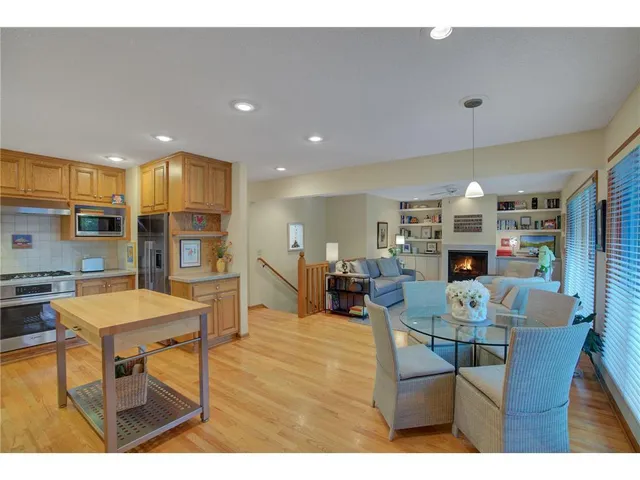 $3,950 | 214 Broadway Avenue North, Wayzata, MN 55391