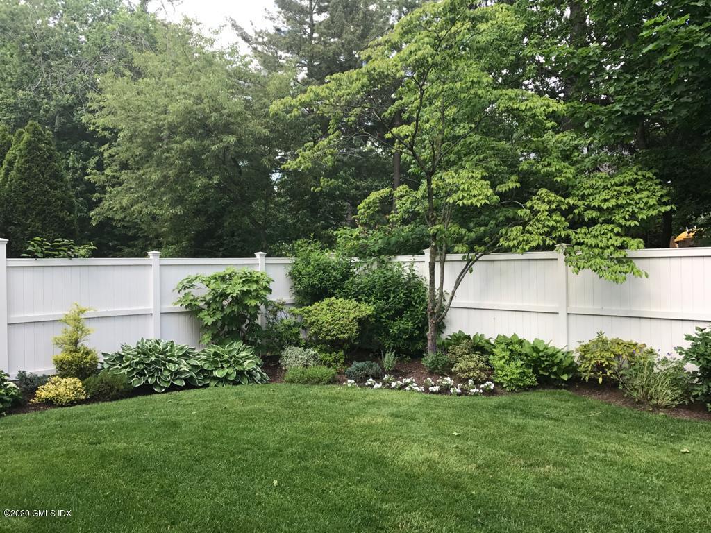 111 Lockwood Road Riverside, CT 06878 - Photo 32 of 35 a view of a backyard