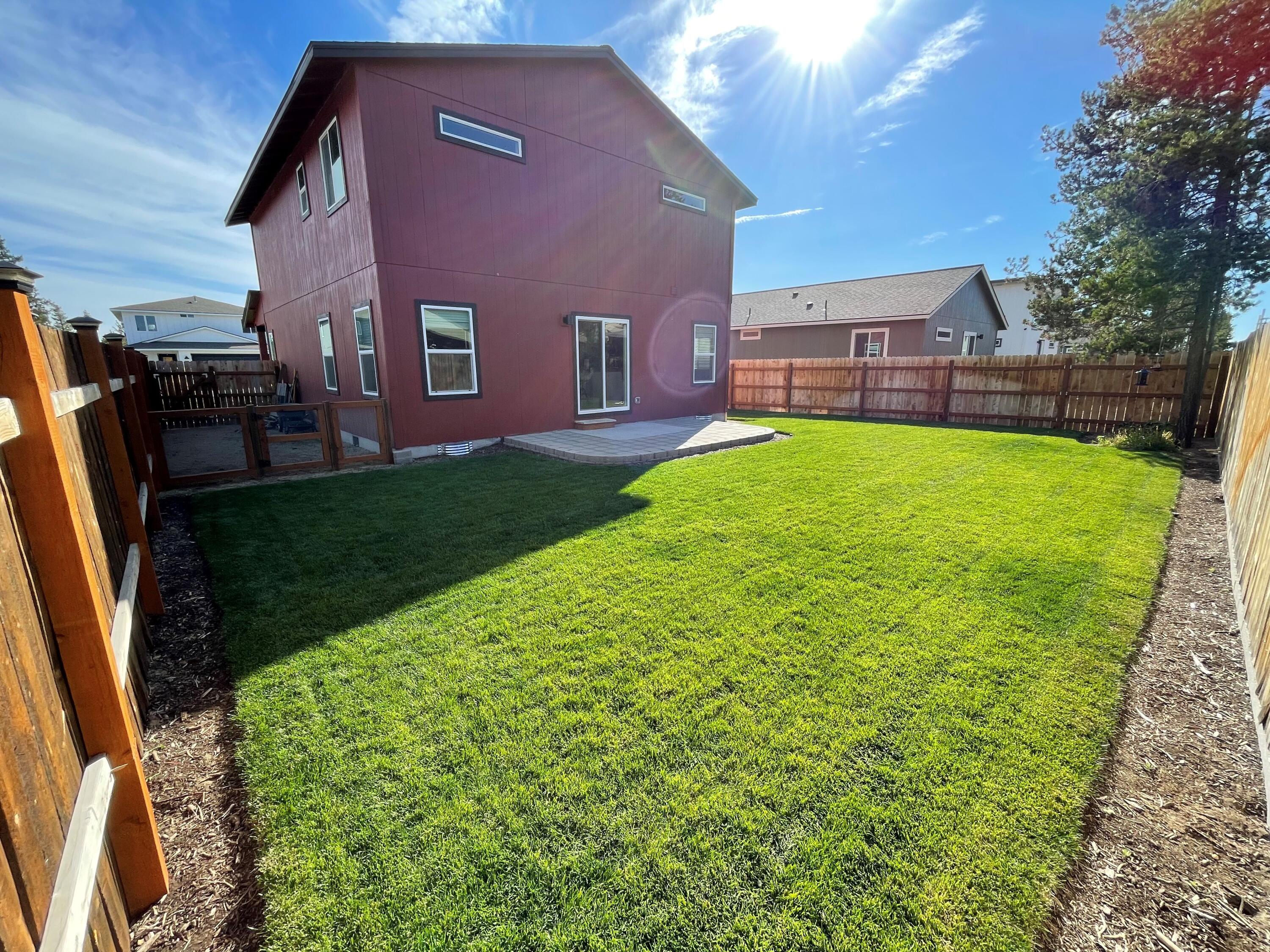 16480 Bassett Road La Pine, OR 97739 - Photo 27 of 38 5