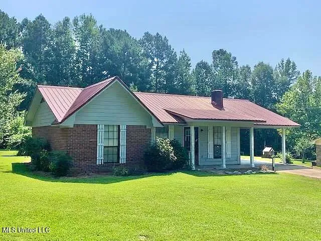$105,000 | 807 East John C Stennis Drive, Louisville, MS 39339